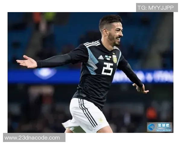 西班牙足球战术变革探讨：阵地战新理念与实践分析